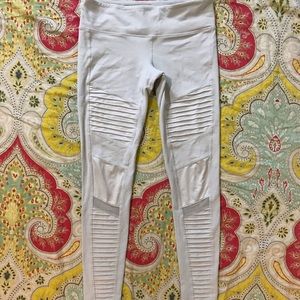 Alo Yoga Moto Leggings M